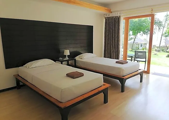 Hotel Cebu Club Med Inc, 5*